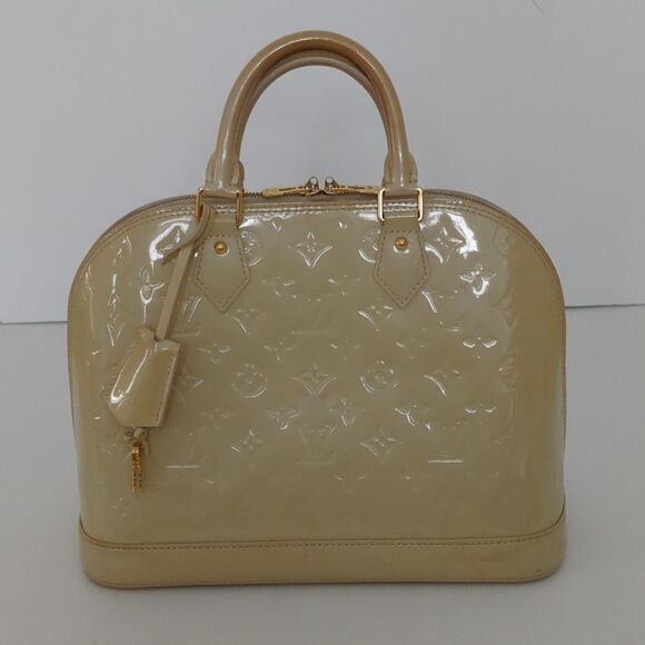 Louis Vuitton Vernis Alma Pm Monogram Doctor Bag - Picture 14 of 17